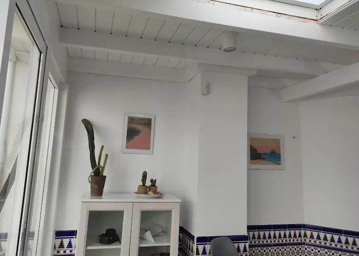 Laylas Art House Cotillo