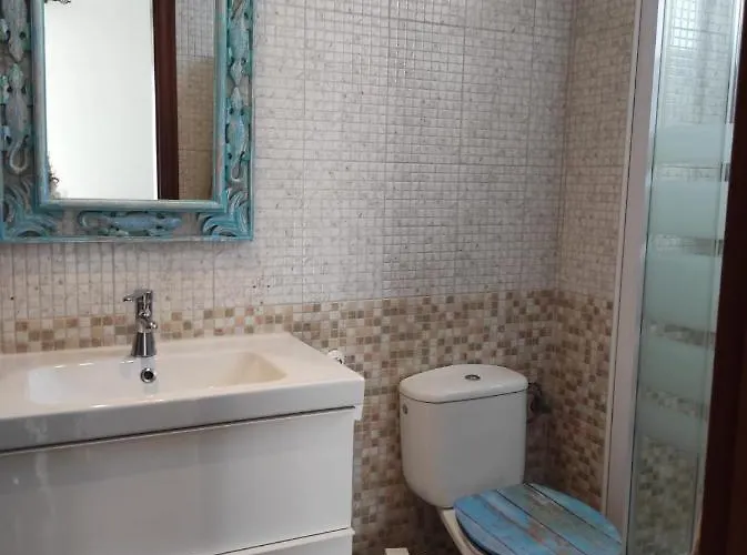 Laylas Art House Cotillo