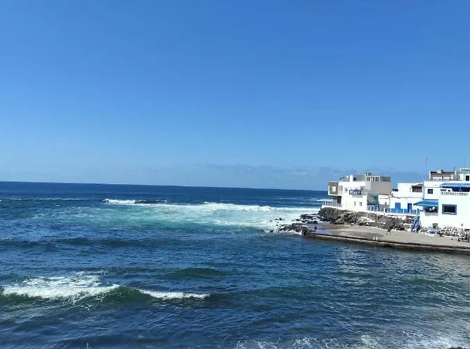 Laylas Art House * Cotillo